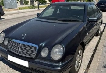Mercedes E290 TurboDiesel