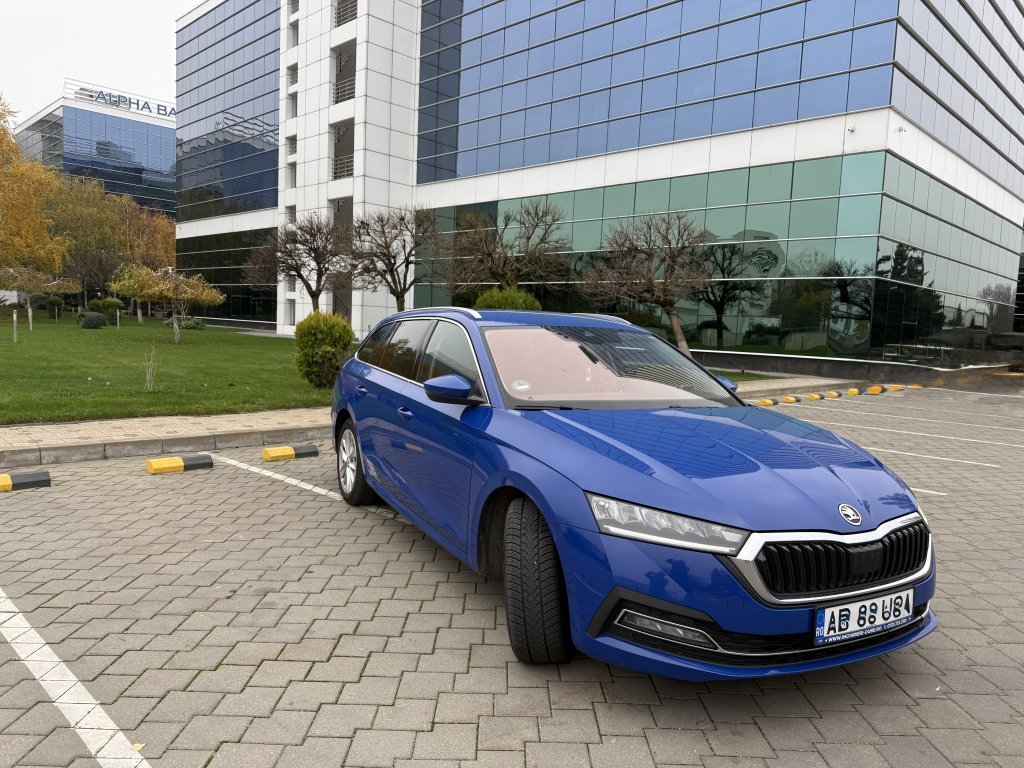 SKODA OCTAVIA main image